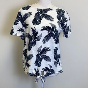 Old Navy Black and White Palm Print Tie-Front Tee